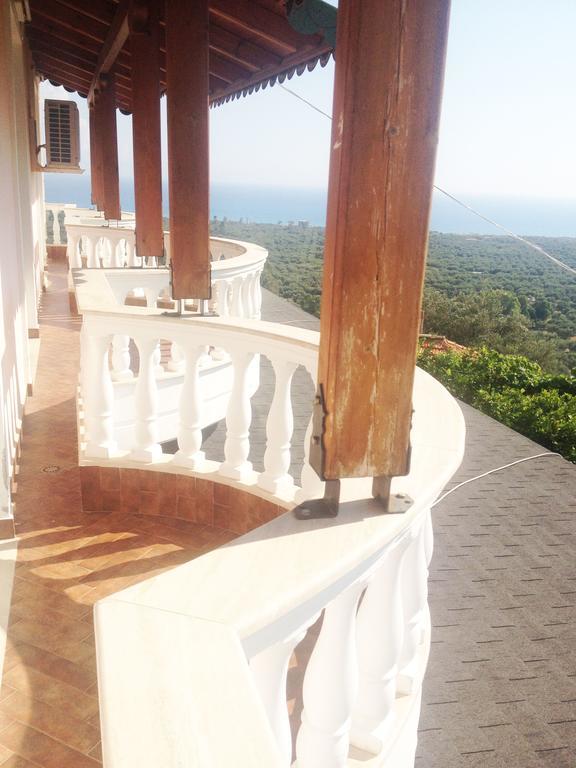 Vila Altini Borsh Exterior foto